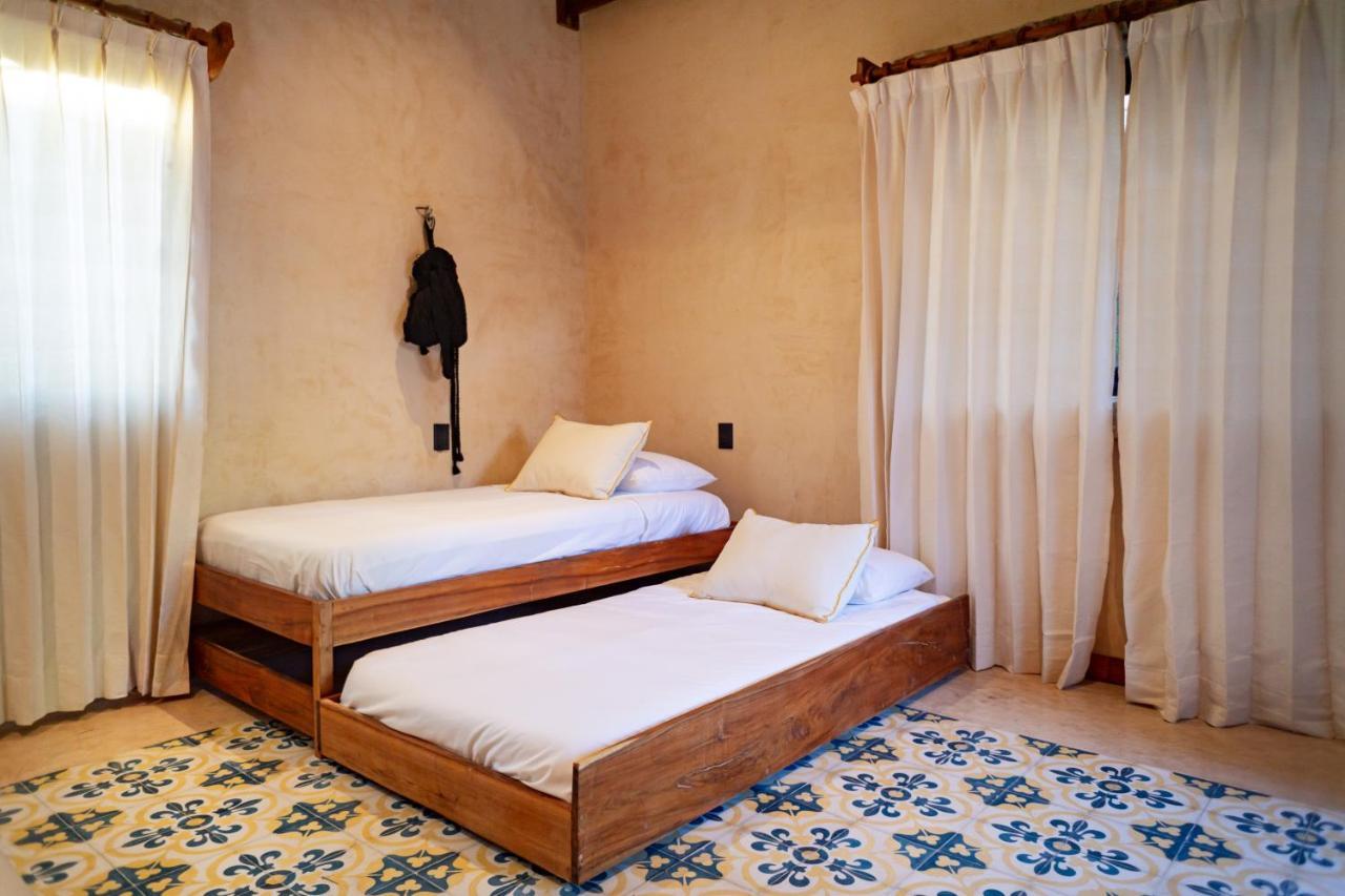 Mero Mero Hotel El Cuyo Dış mekan fotoğraf